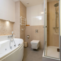 حمام منزلي بة بانيو